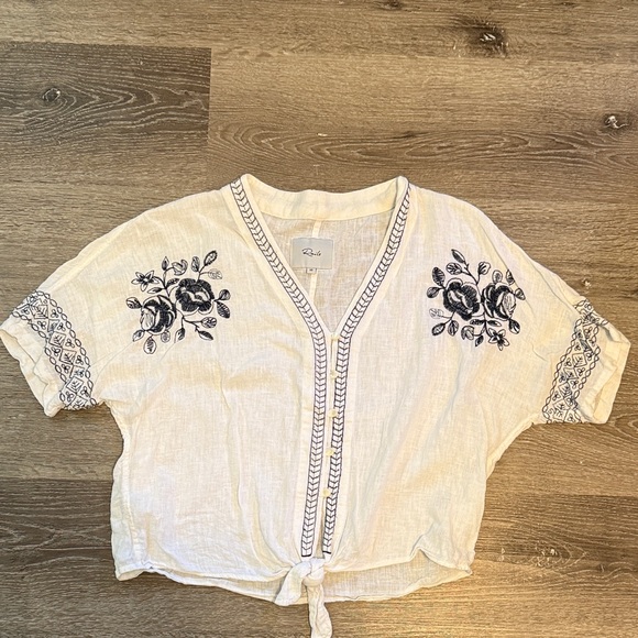 Rails Tops - Rails White Blouse with Blue Floral Design